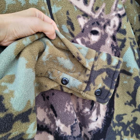 Mountain Ridge Deer Buck Fleece Shacket - Picture 6 of 6